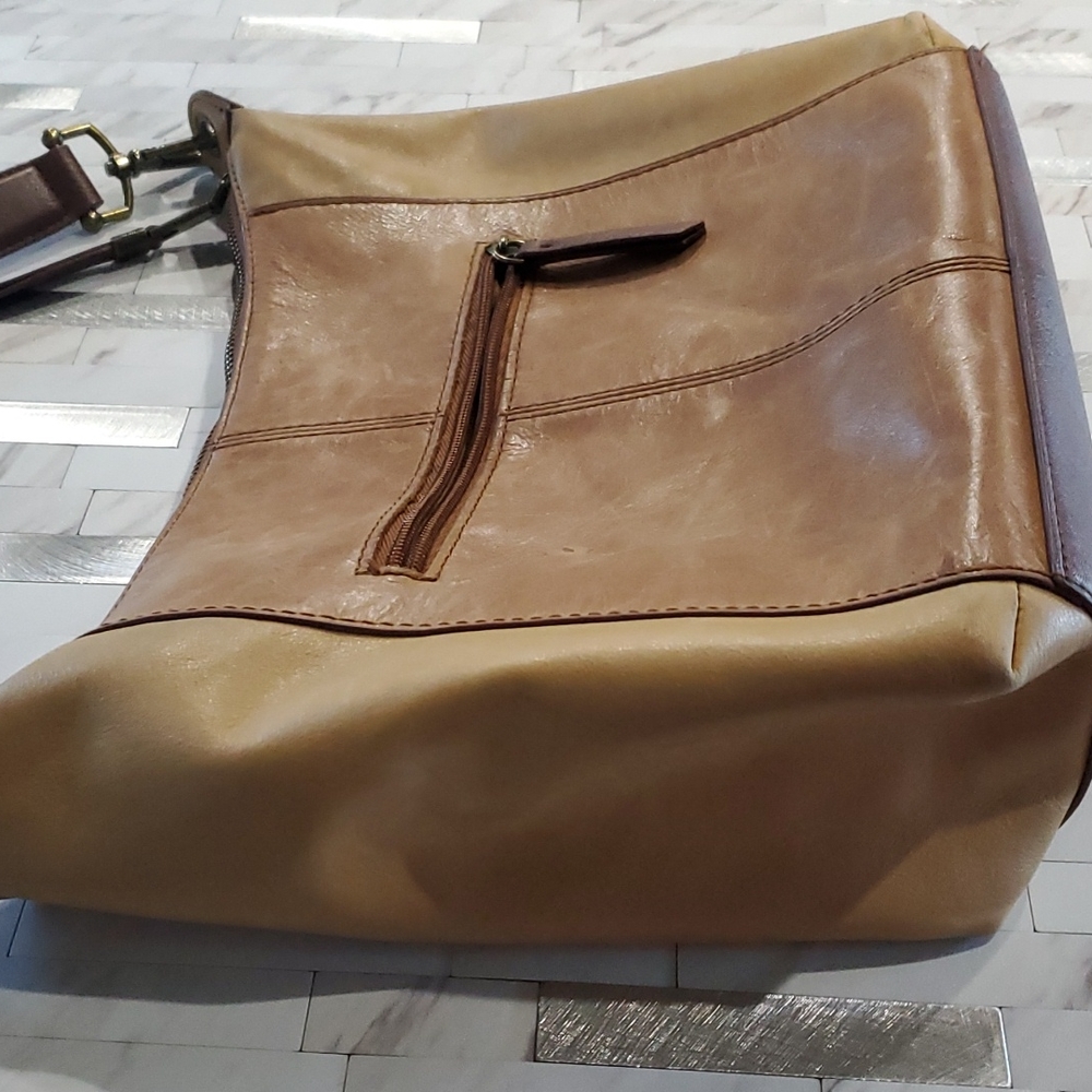 The Sak brown leather purse - Picture 6 of 16